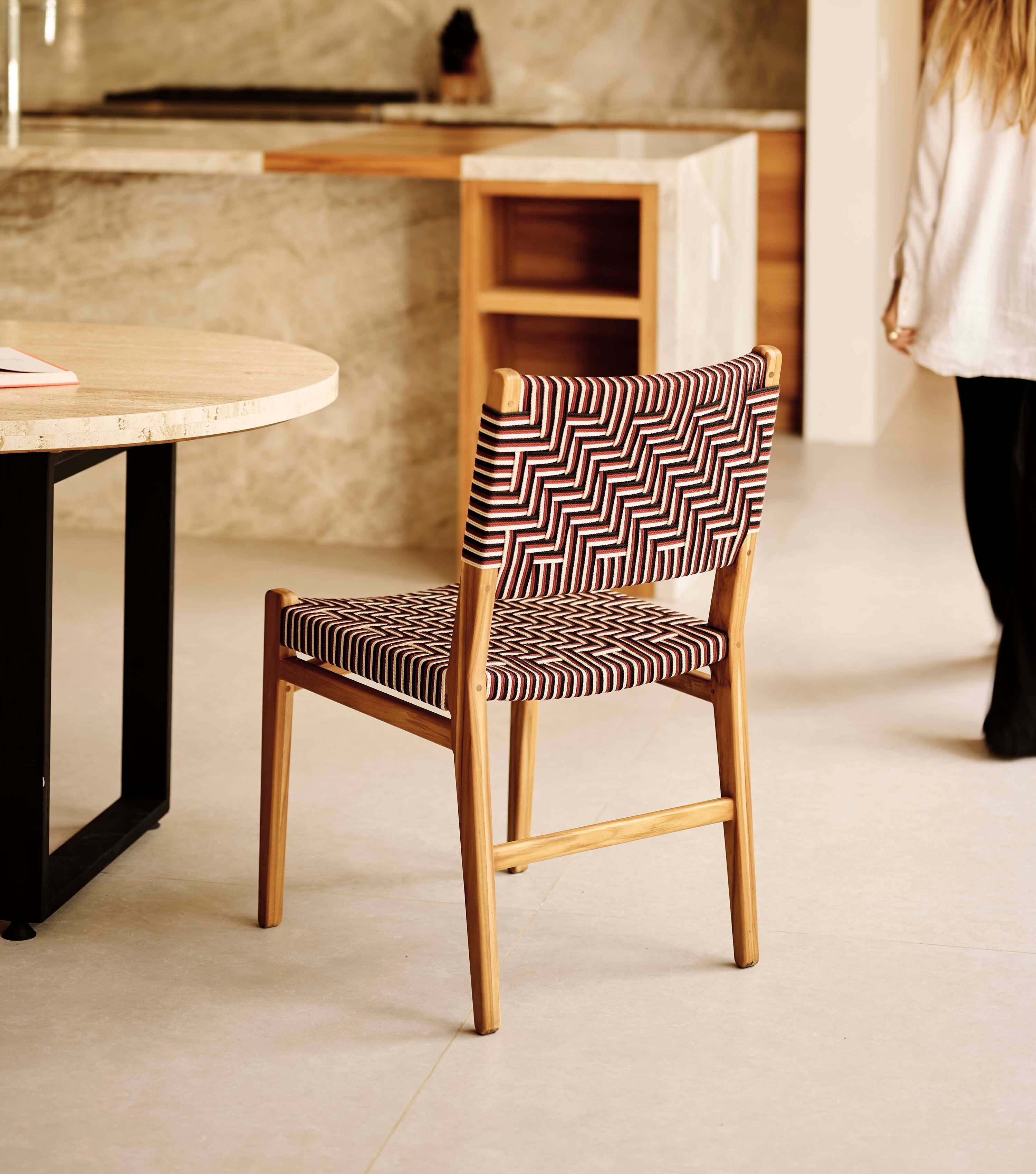 Natural Teak / Fuego Pattern