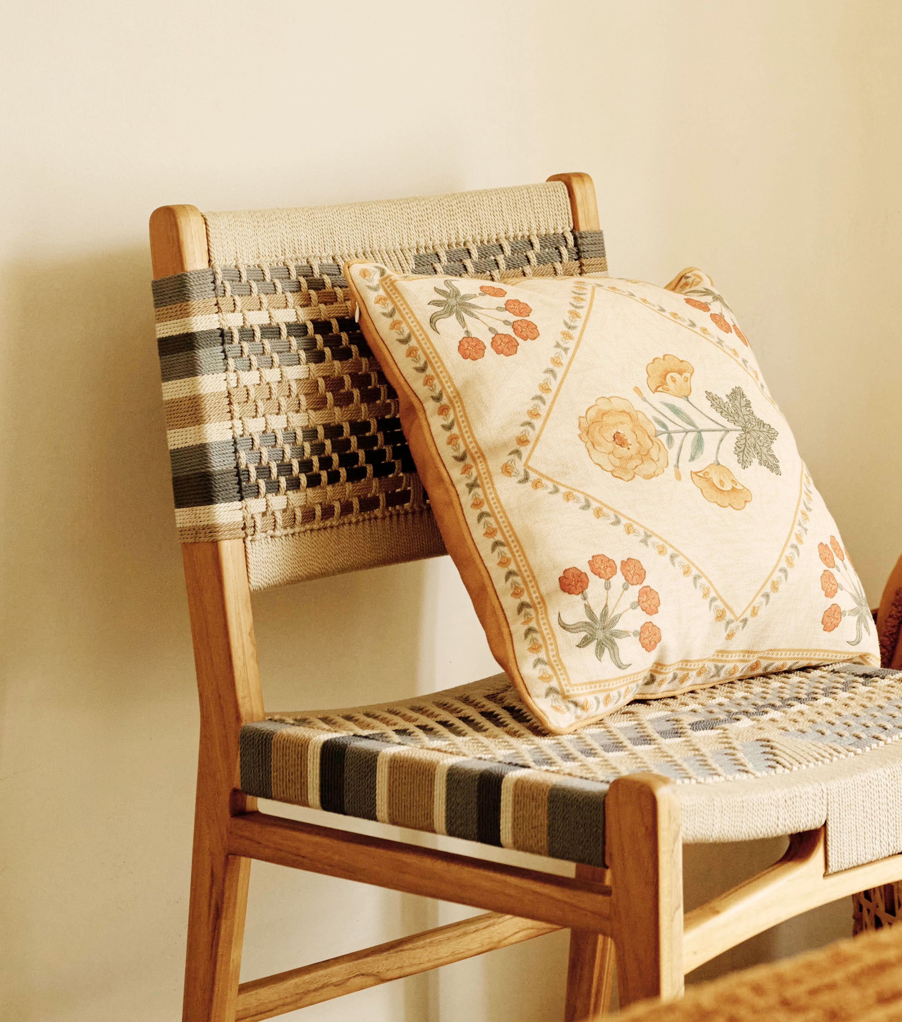 Natural / Serena Pattern