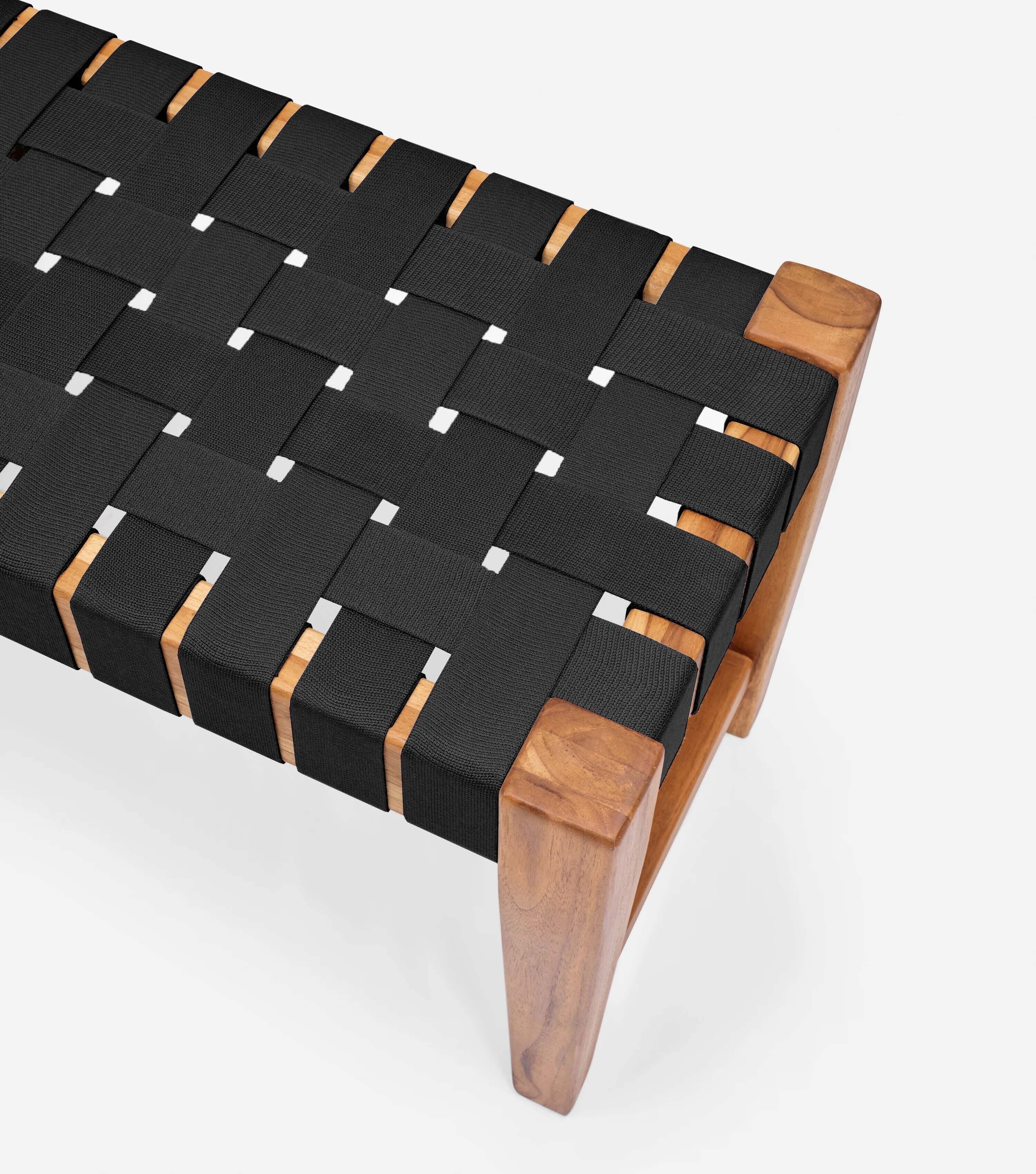 Sealed / Black outdoor Straps / Medium