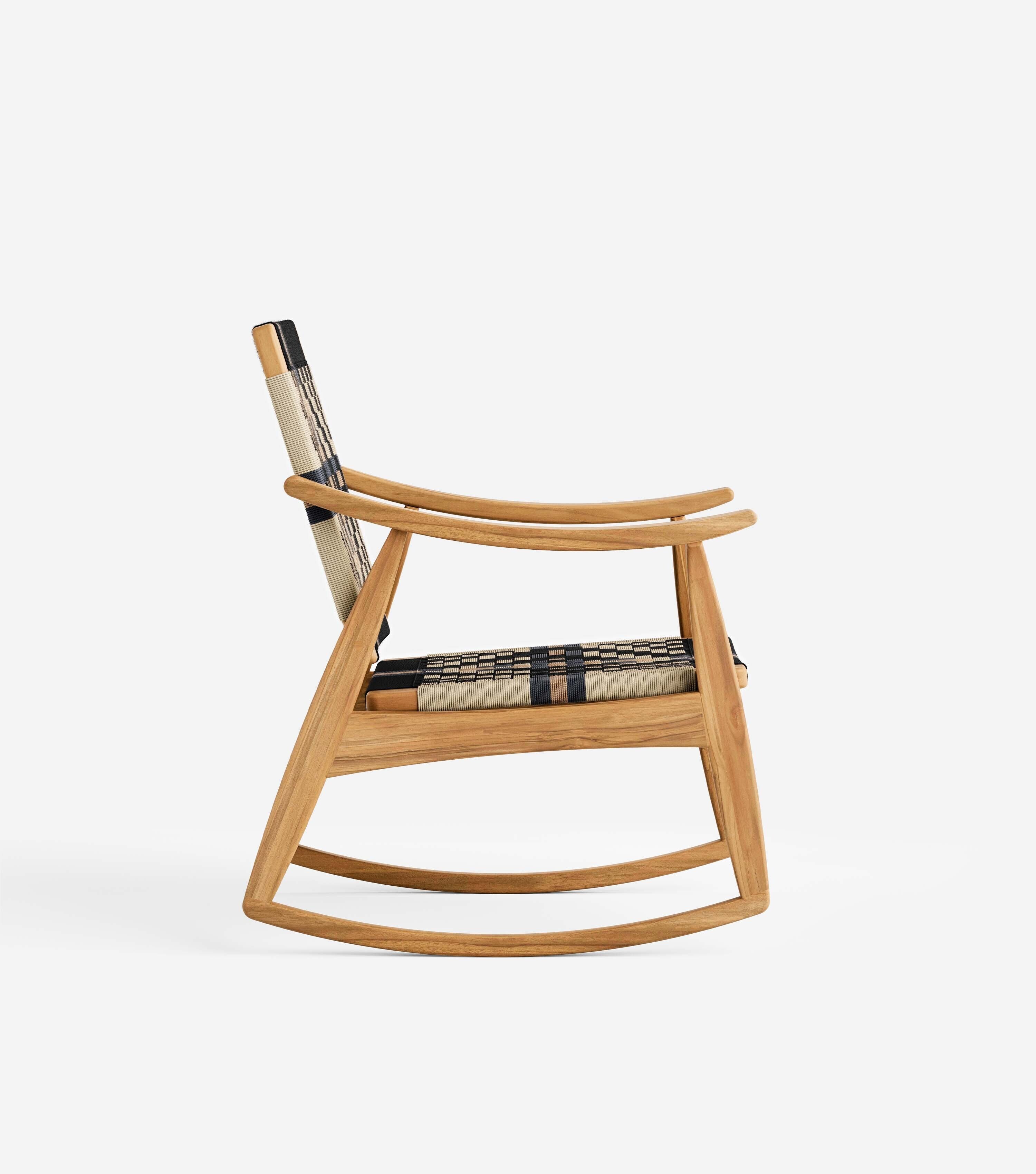 Natural Teak / Colonial Pattern