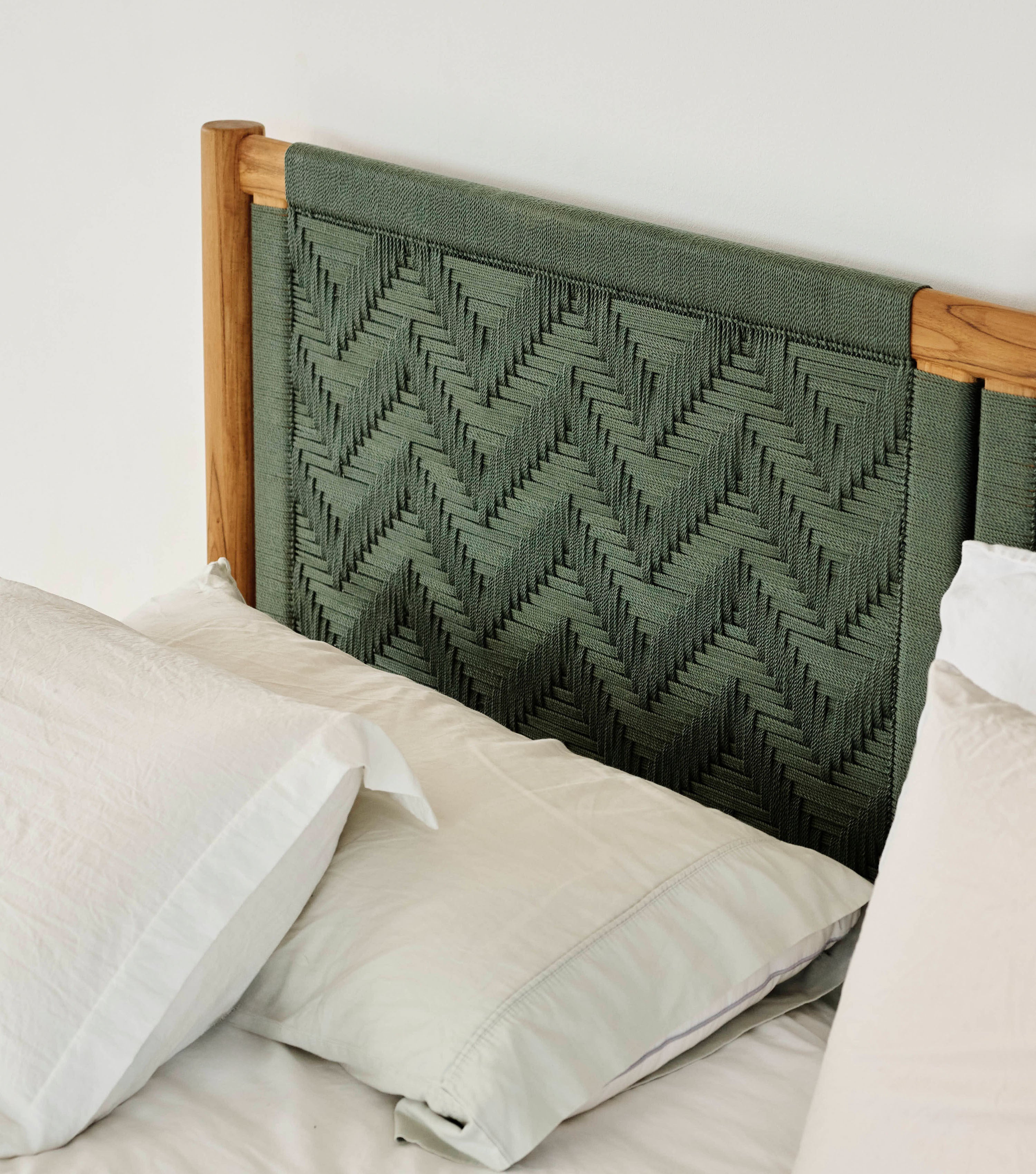 Natural  / Basil Chevron Cord / King